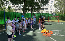 Обучаем, играя